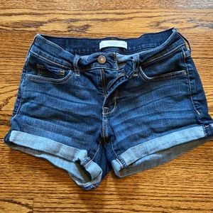 Abercrombie & Fitch shorts - size 0